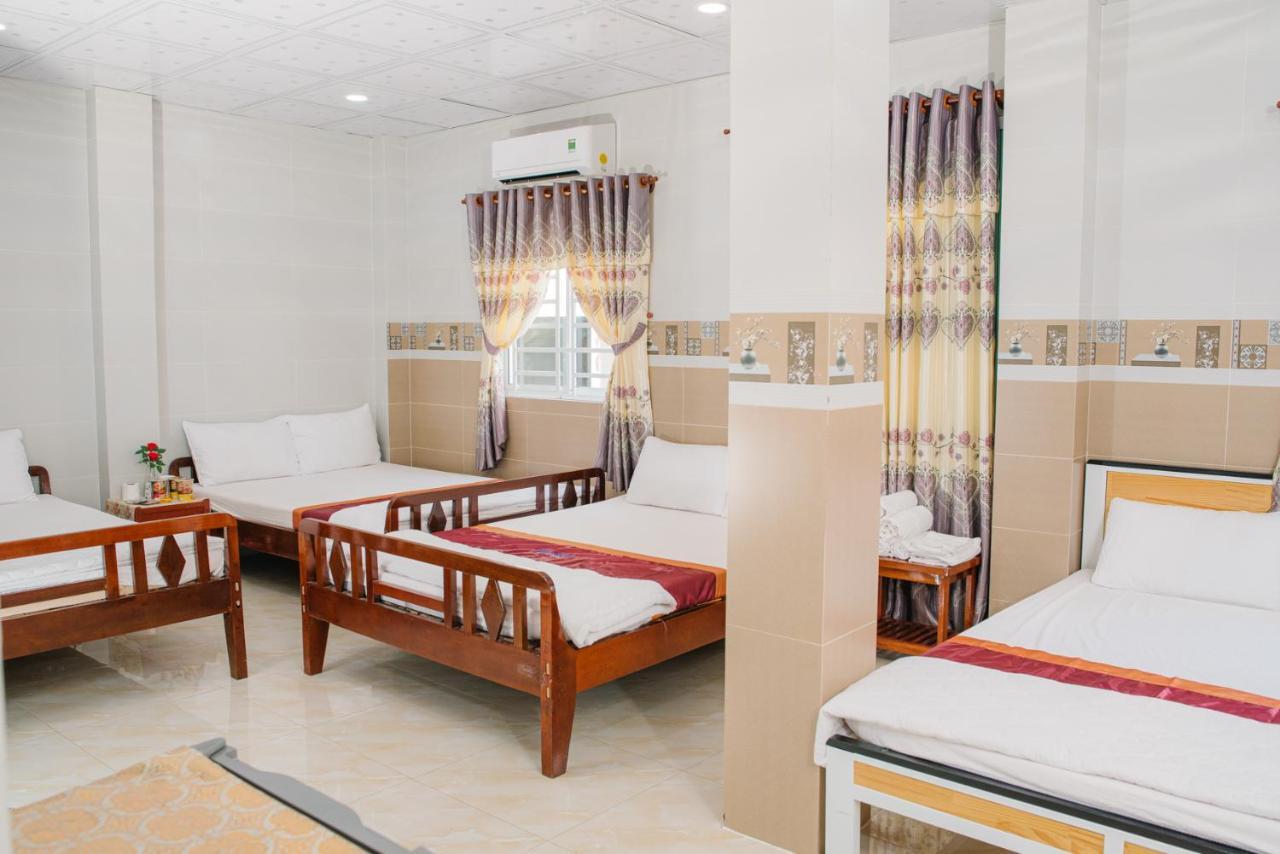 Hiep Hoa Hotel Chau Doc Esterno foto